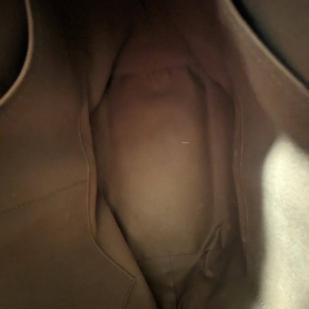 Louis Vuitton Palermo PM - Picture 7 of 15